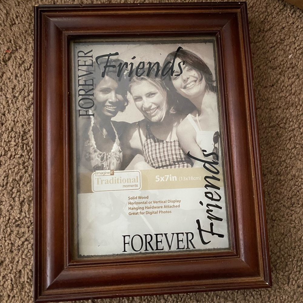 Picture frames of various sizes